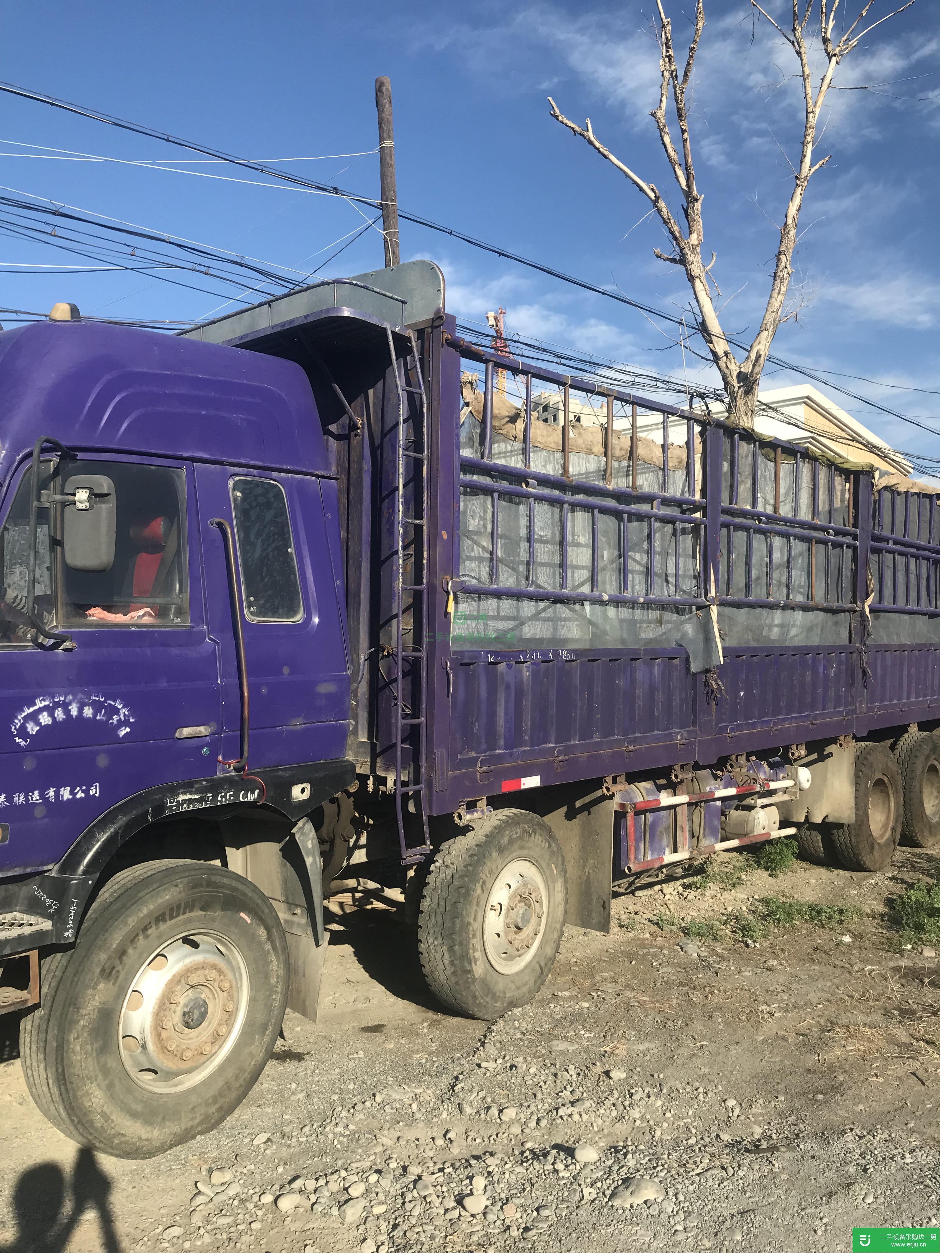 新疆出售二手東風(fēng)260馬力貨車