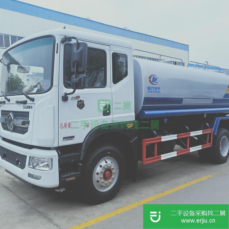 湖北低價出售一臺東風(fēng)多利卡灑水車