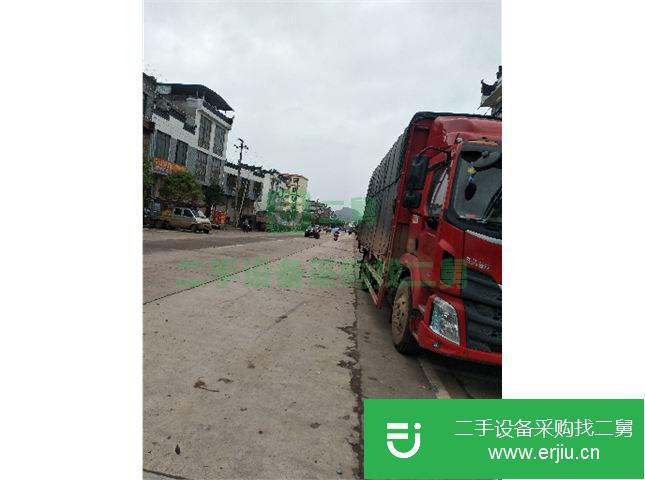 廣西出售二手東風(fēng)柳汽排半倉柵式載貨車