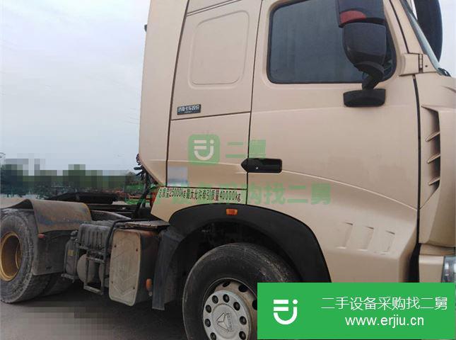 福建出售二手豪沃T7H牽引車
