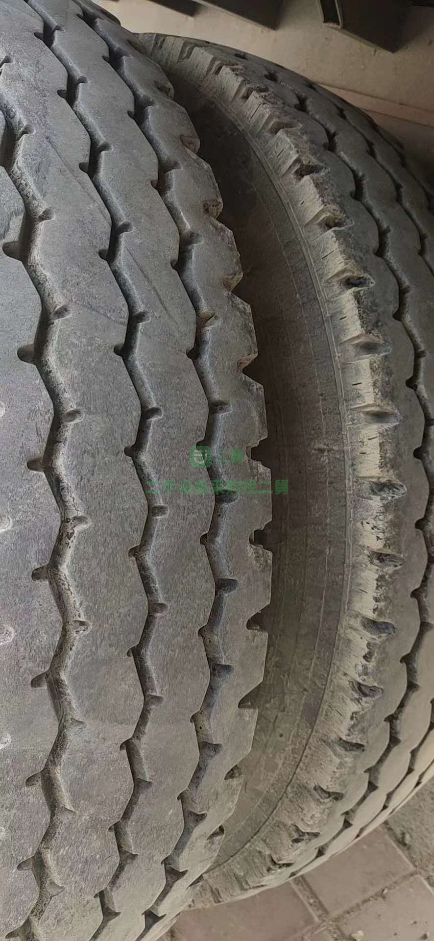出售一臺三個月東風天錦6.8米貨車，六缸八速245馬力堪比新車價格優惠