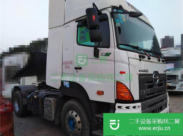 江西出售二手廣汽日野700前二后四牽引車