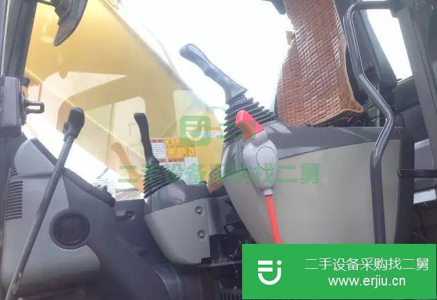 江蘇出售二手小松PC200-8 挖掘機(jī)