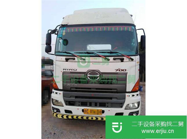 江西出售二手廣汽日野700前二后四牽引車