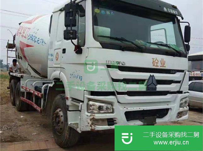 山東出售中國重汽混凝土攪拌車