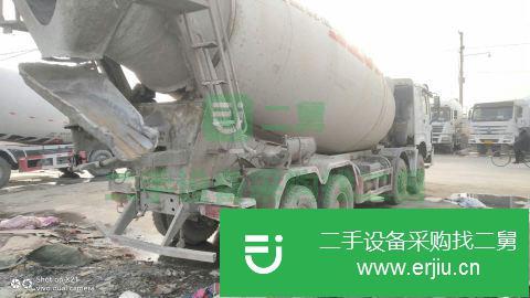 江蘇出售中國(guó)重汽豪沃混凝土攪拌車(chē)