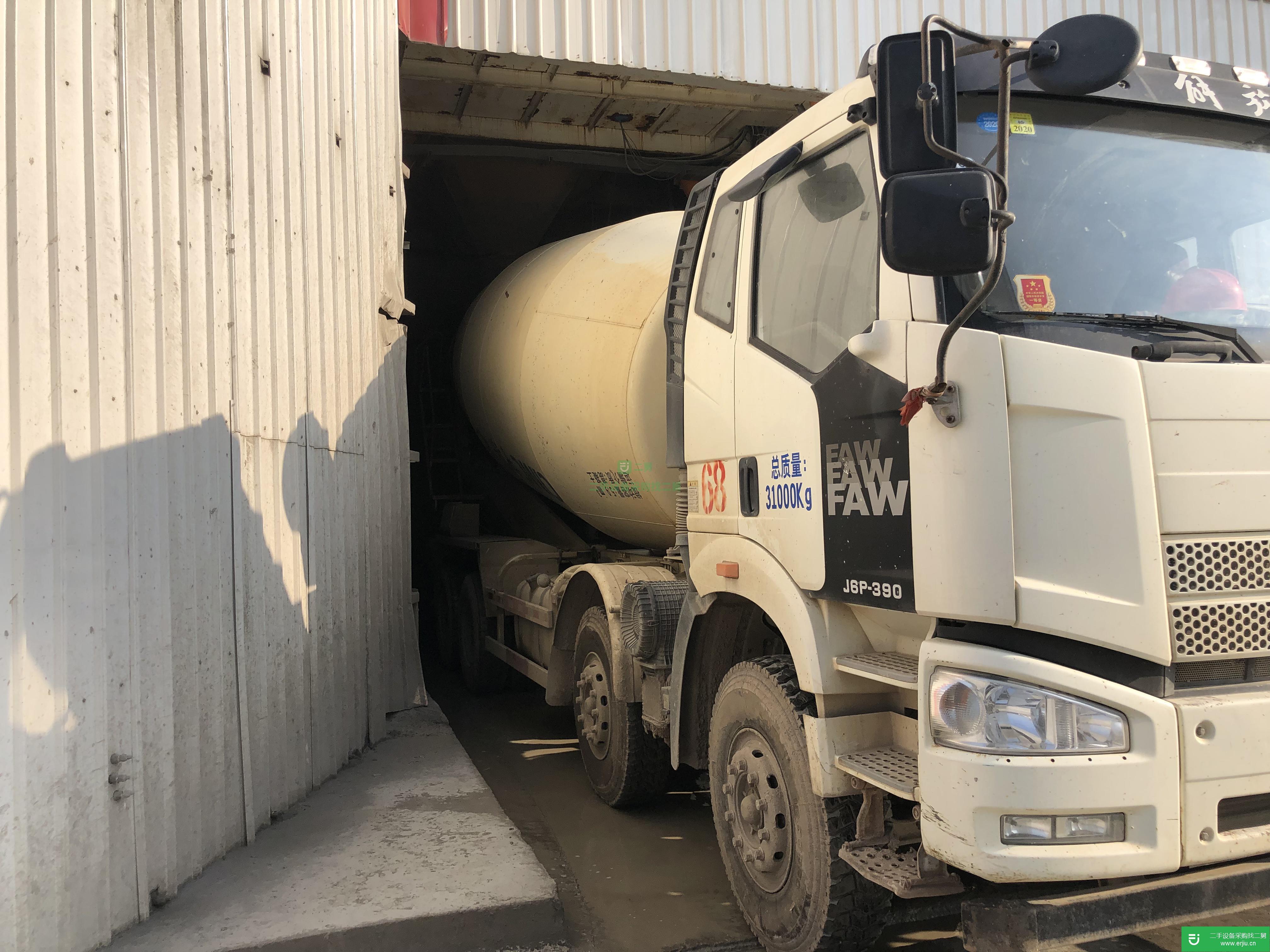 上海出售二手390馬力攪拌車