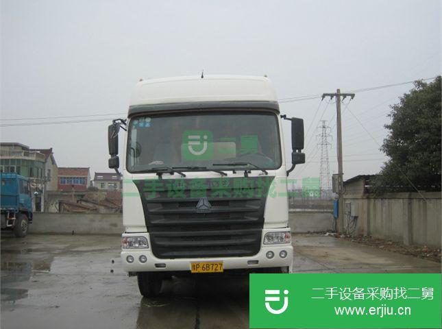 江蘇出售二手中國重汽前四后八散裝水泥罐車