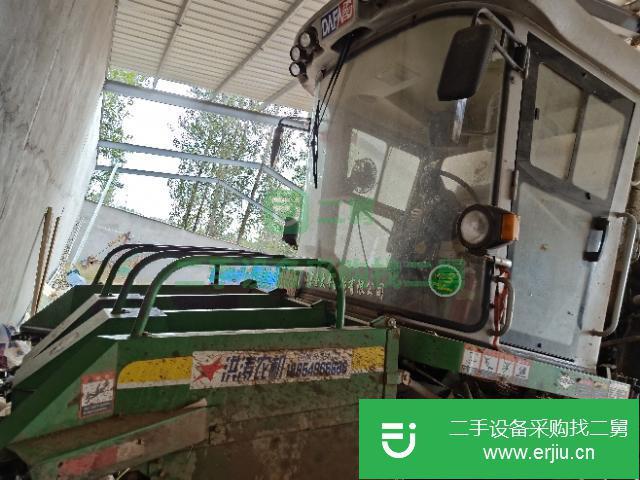 山東出售17年金大豐玉米收割機一 臺
