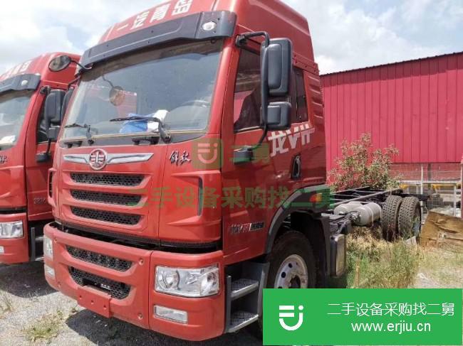 江西出售二手青島解放牽引車