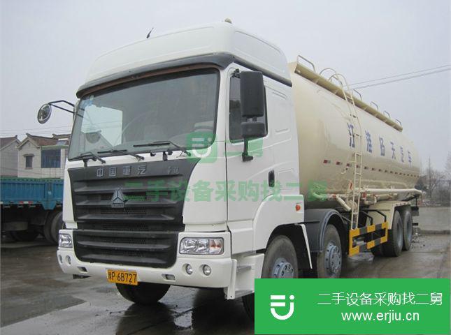 江蘇出售二手中國重汽前四后八散裝水泥罐車