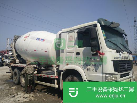 山東出售二手中國重汽混凝土攪拌車