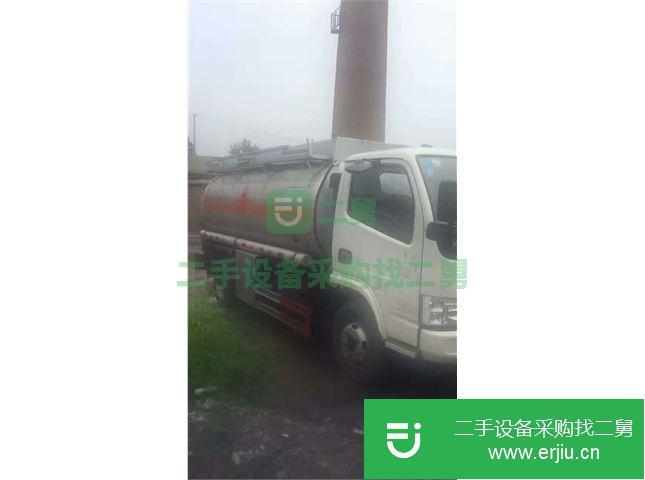 湖北出售二手廈工楚勝5噸油罐車