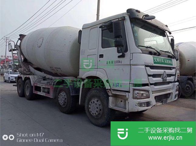山東出售二手中國重汽混凝土攪拌車
