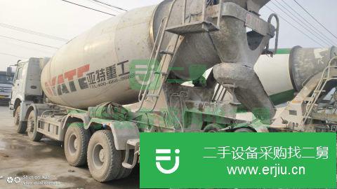 江蘇出售中國(guó)重汽豪沃混凝土攪拌車(chē)