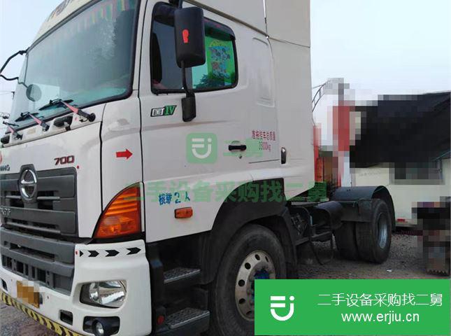 江西出售二手廣汽日野700前二后四牽引車