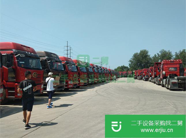 安微出售二手一汽解放牽引車