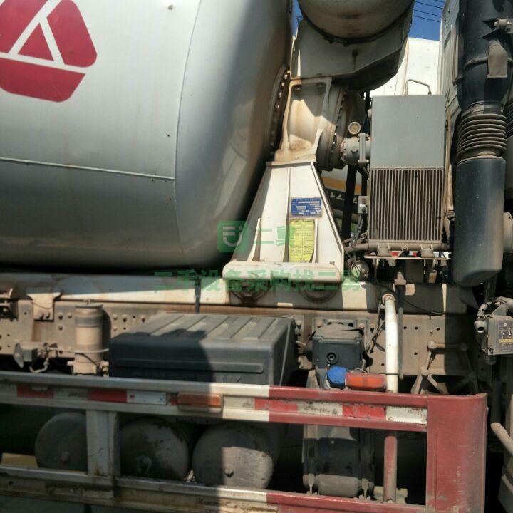 出售國五豪沃亞特灌后八輪大14方攪拌車