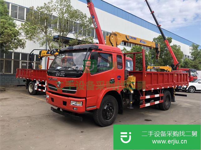 河北出售一臺二手東風吊車