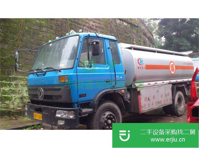 重慶出售二手東風(fēng)多利卡油罐車