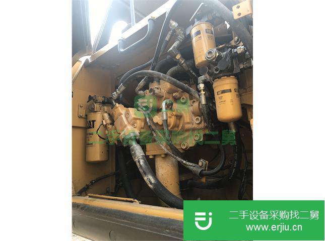 江蘇出售二手 卡特重工挖掘機(jī)