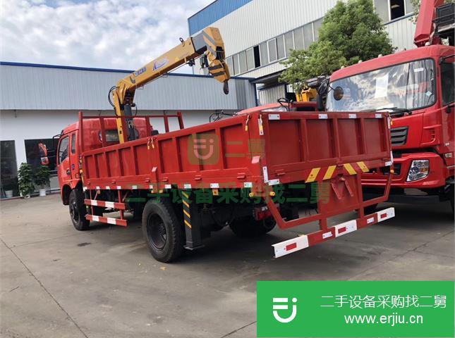 河北出售一臺二手東風吊車