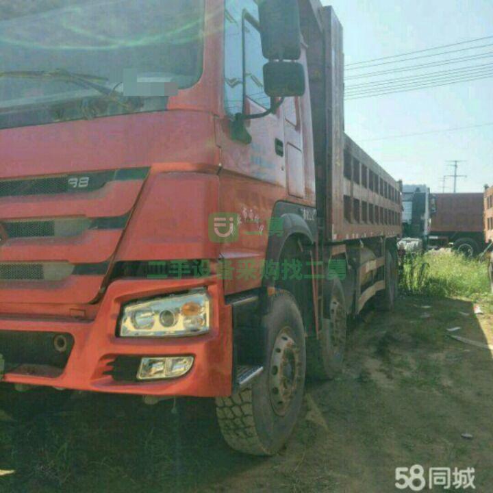 出售18年的國五豪沃輕量化環(huán)保自卸車