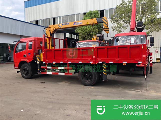 河北出售一臺二手東風吊車