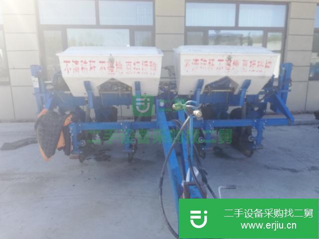 黑龍江出售二手四壟免耕機(jī)