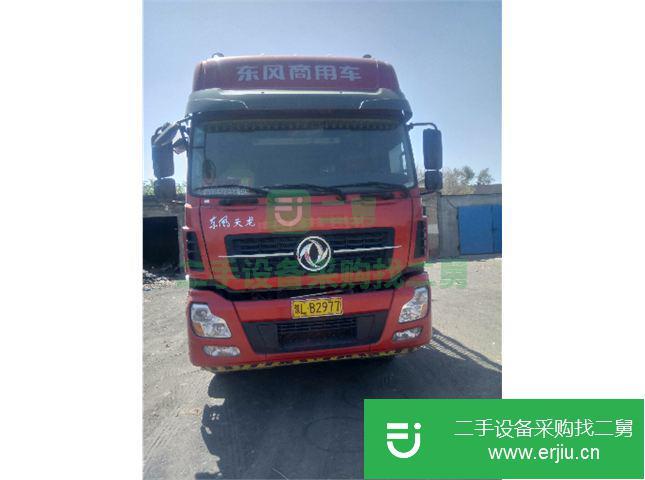 新疆出售二手東風(fēng)天龍385馬力牽引車