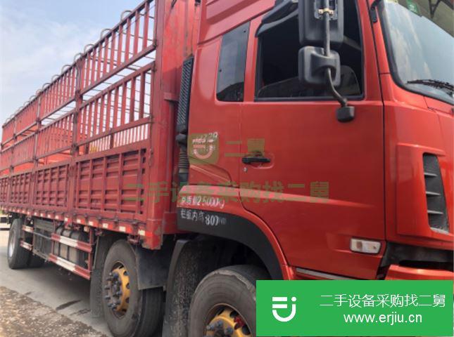 江西出售二手東風天龍前四后四倉柵貨車