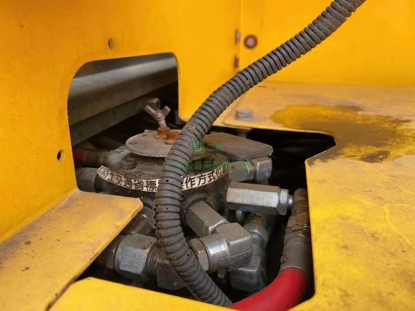 出售一臺進口神鋼200大黃蜂挖掘機