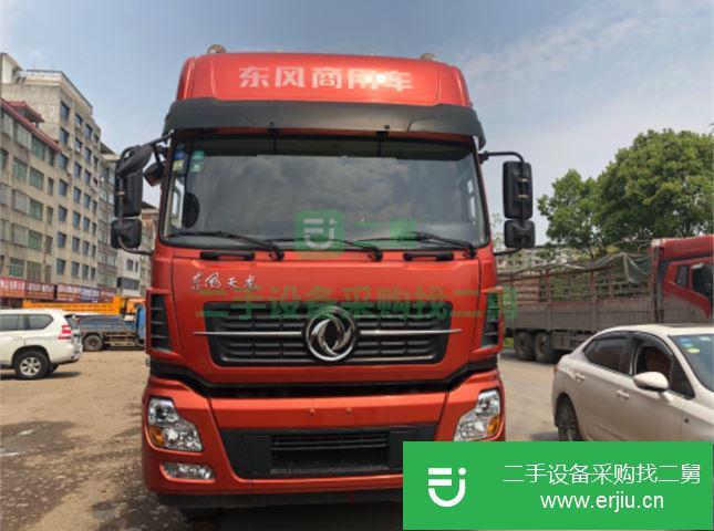 江西出售二手東風天龍前四后四倉柵貨車
