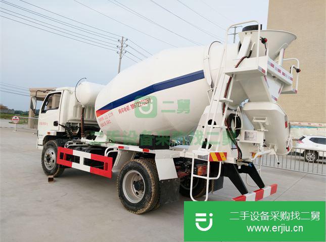 湖北出售二手東風(fēng)御虎混凝土攪拌車