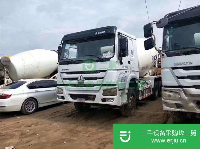 山東出售二手中國重汽混凝土攪拌車