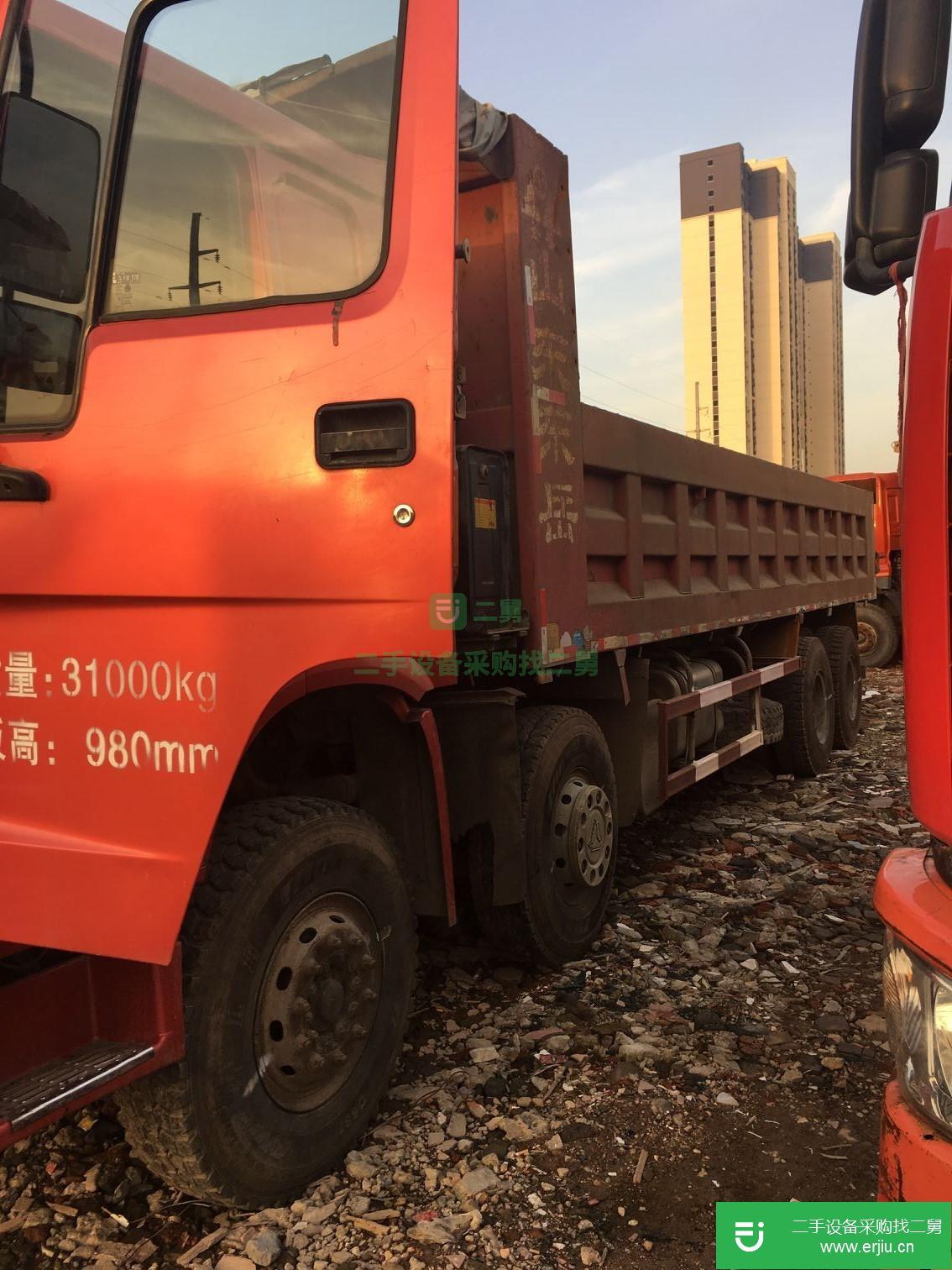江西出售二手豪沃前四后八自卸車