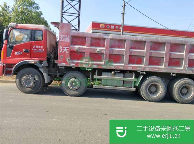 江蘇出售二手福田瑞沃260馬力自卸車