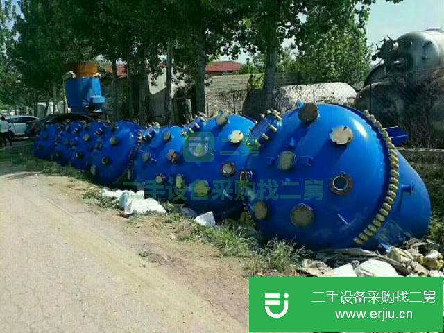山東出售二手3噸搪瓷反應(yīng)釜