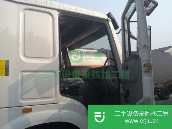 山東出售二手重汽豪沃336馬力水泥攪拌罐車