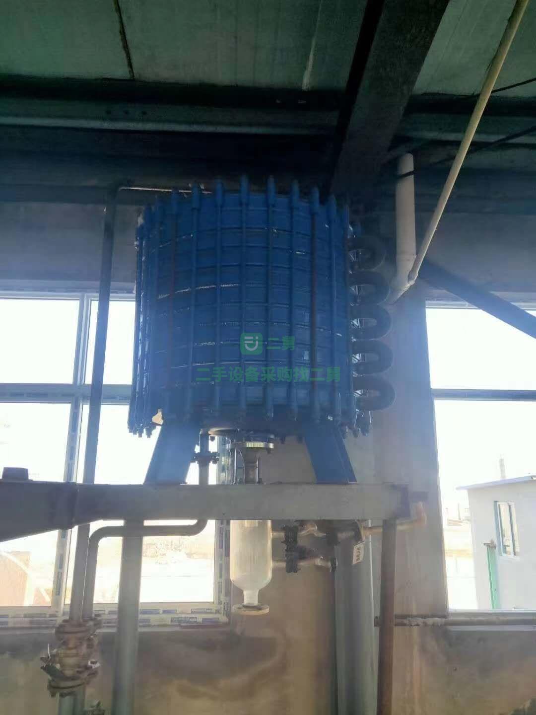 出售九成新的10平方搪瓷片式冷凝器
