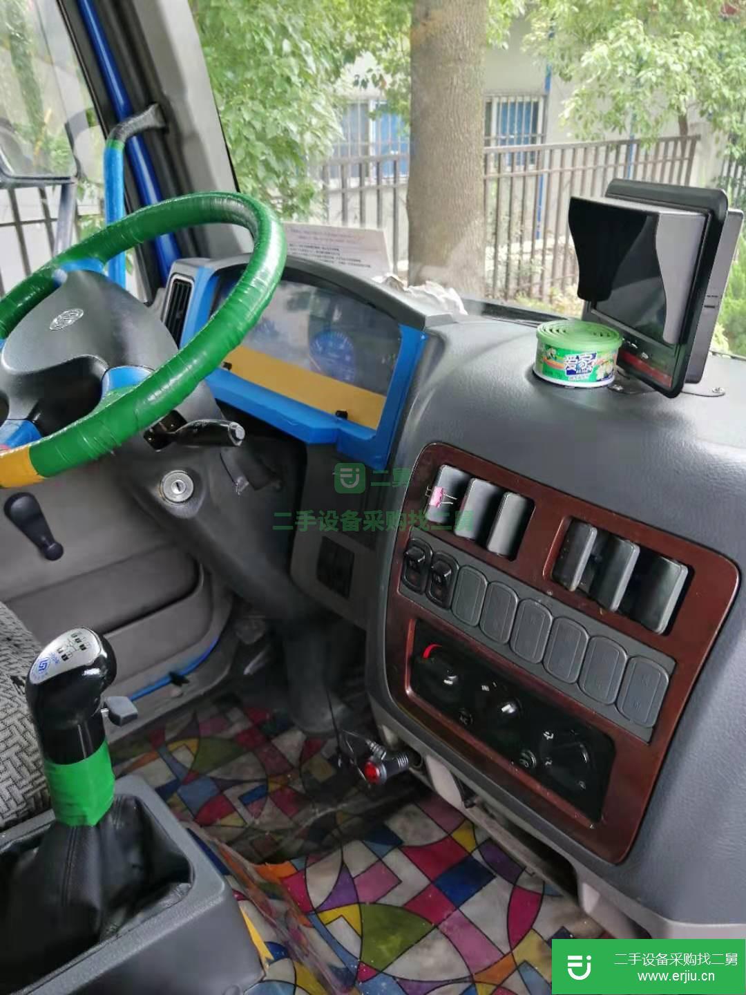 江蘇出售二手東風(fēng)嘉龍廂式貨車