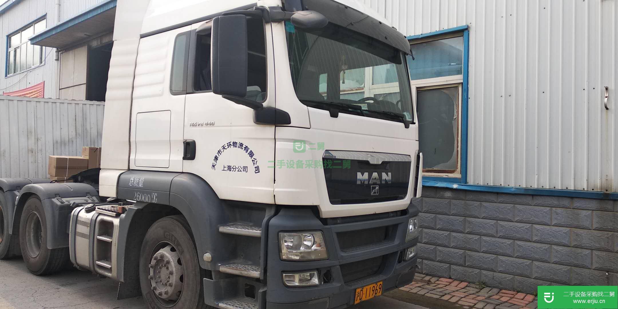 上海出售二手歐曼牽引車