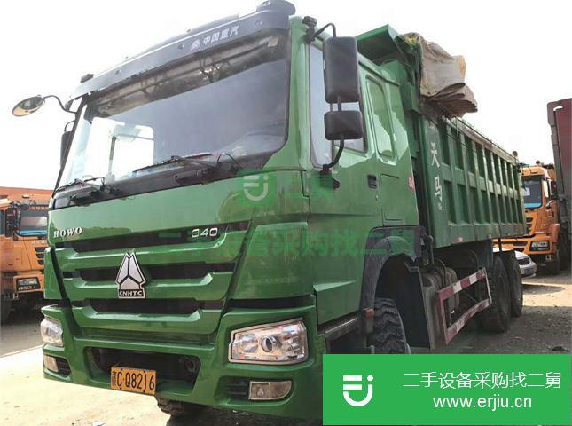山東出售1?6年二手豪沃自卸車，國四，340馬力，后八輪6.2米大箱