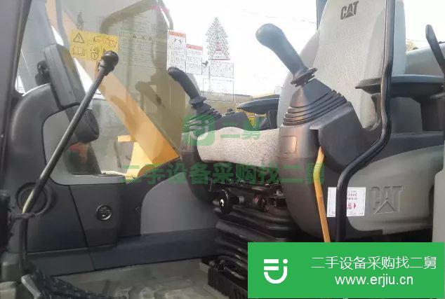 江蘇出售二手卡特重工挖掘機