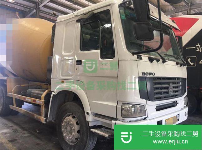 廣東出售二手中國重汽豪沃攪拌車 336馬力