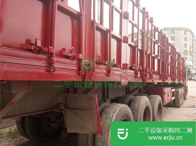 江西出售13米側(cè)翻半掛車(chē)