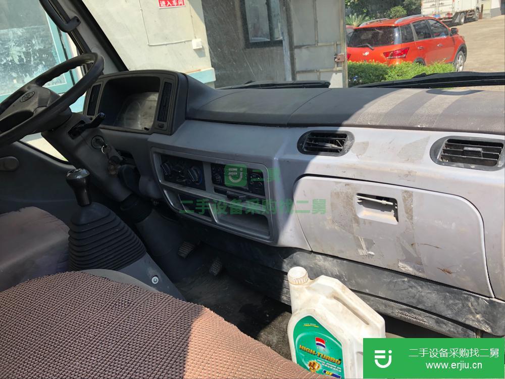 浙江出售二手多利卡廂式貨車