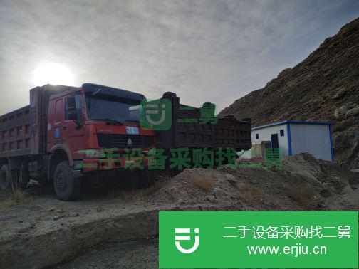 新疆出售二手上汽紅巖杰獅自卸車 340馬力