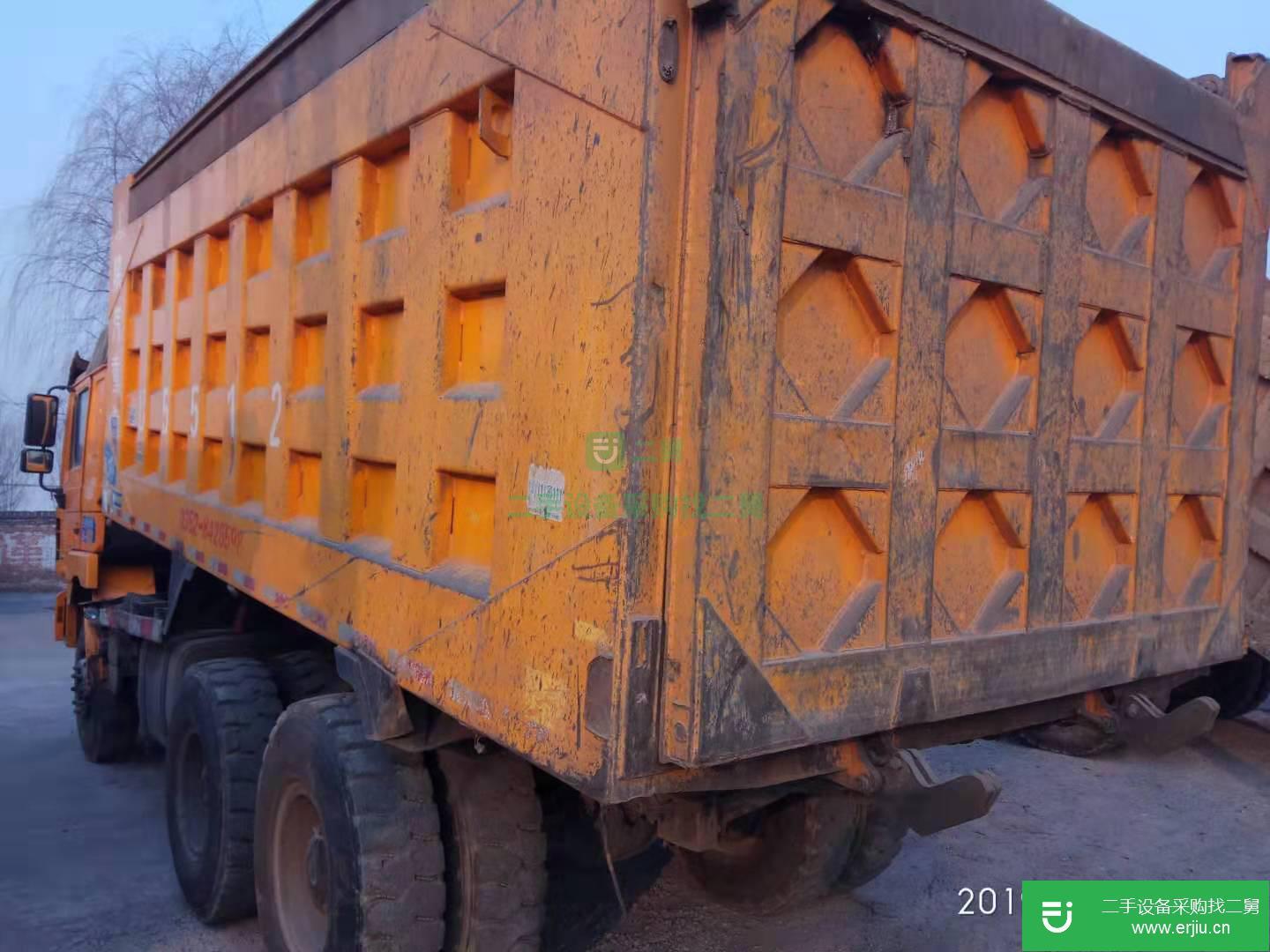 山西出售后八輪德龍自卸車