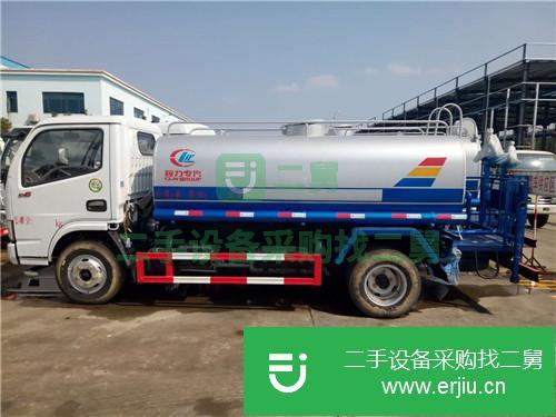 新疆出售二手東風(fēng)多利卡灑水車